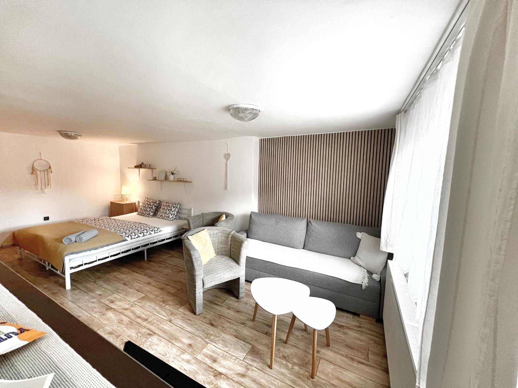 Apartment Sakvice 390 Exterior foto